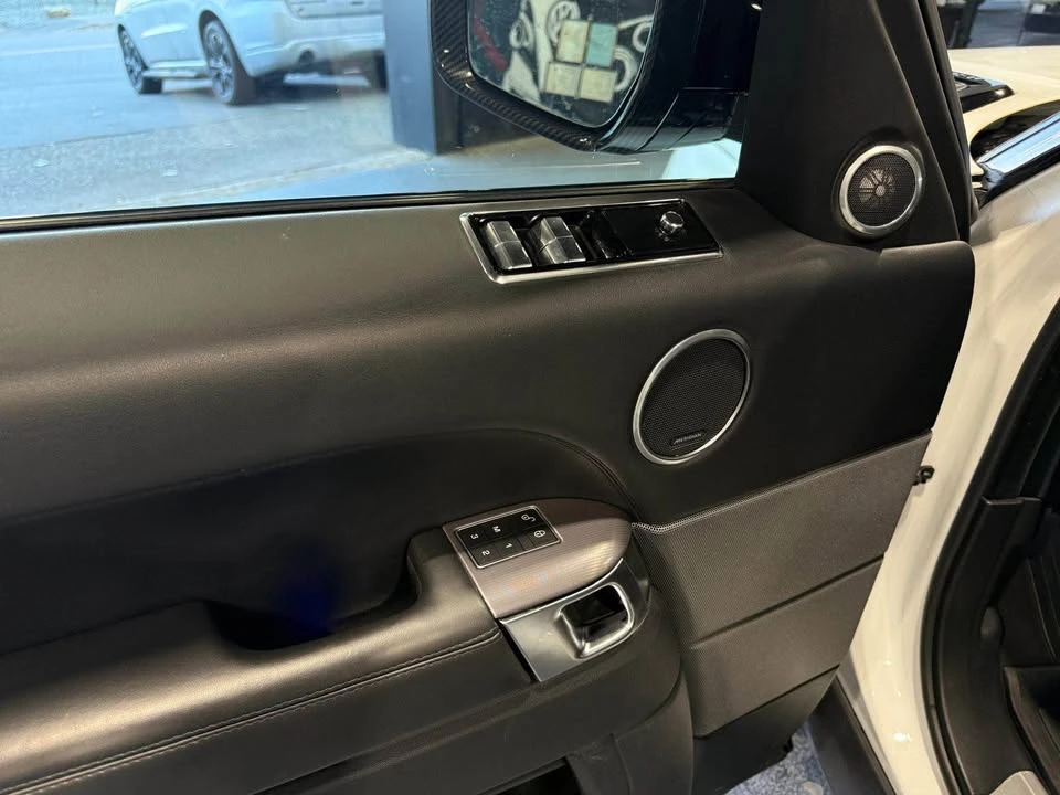 2018 Land Rover Range Rover L405 - Image 4 of 10