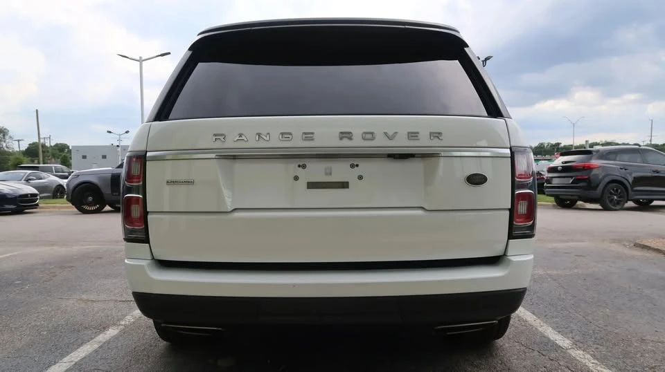 2018 Land Rover Range Rover L405 - Image 9 of 20