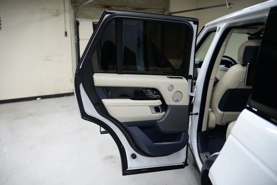 2018 Land Rover Range Rover L405 - Image 18 of 20