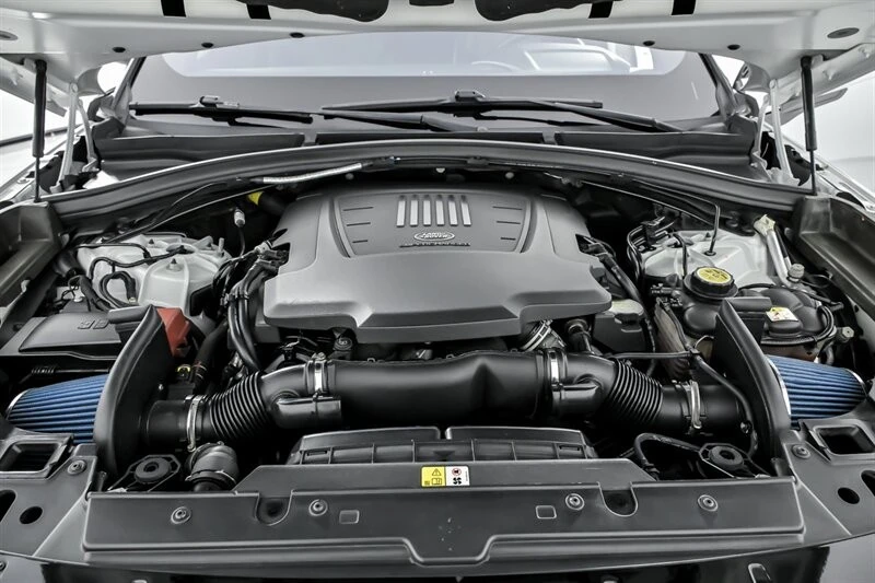 2018 Land Rover Range Rover L405 - Image 17 of 21