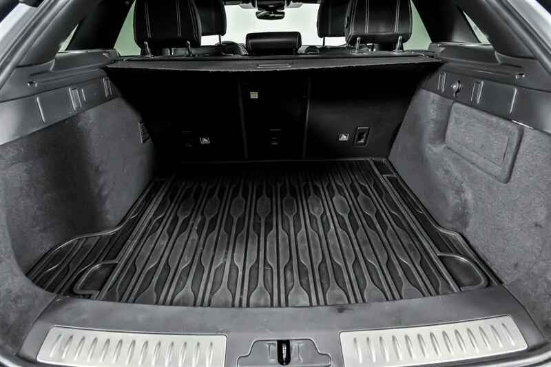 2018 Land Rover Range Rover L405 - Image 16 of 21
