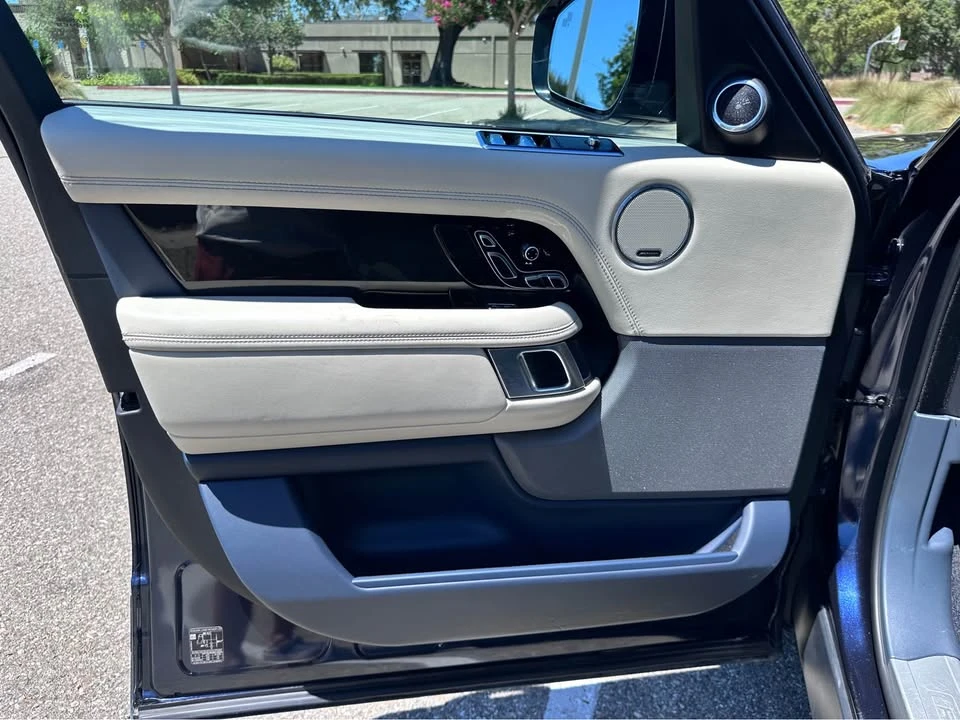 2018 Land Rover Range Rover L405 - Image 7 of 15
