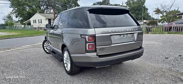 2018 Land Rover Range Rover P525 HSE Sport Utility 4D