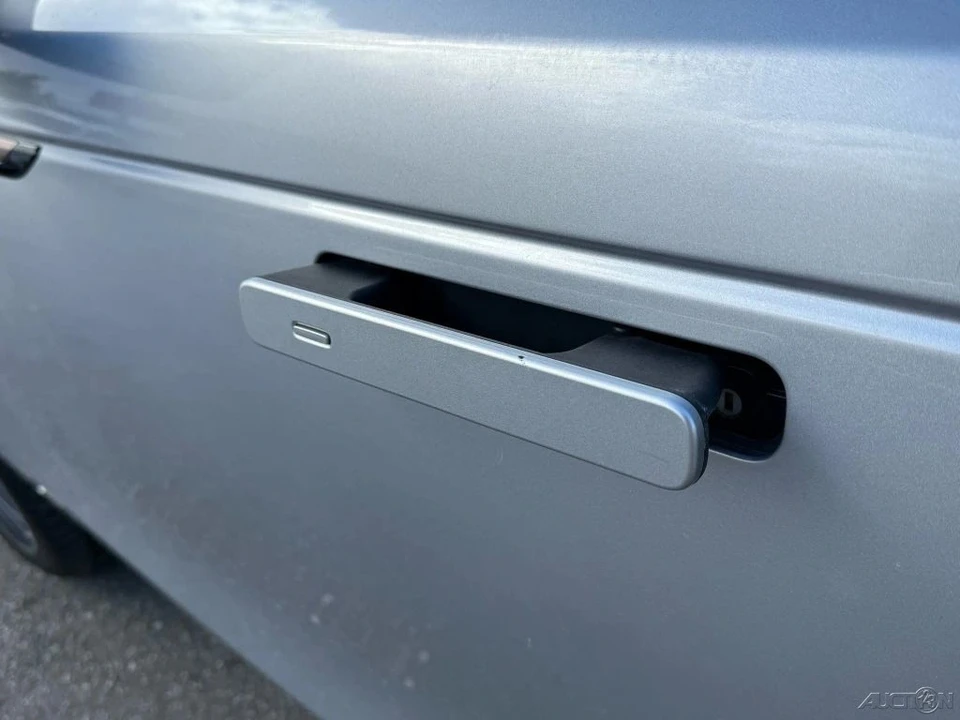 2018 Land Rover Range Rover L405 - Image 16 of 21
