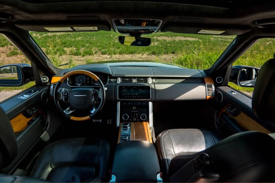 2018 Land Rover Range Rover L405 - Image 9 of 19