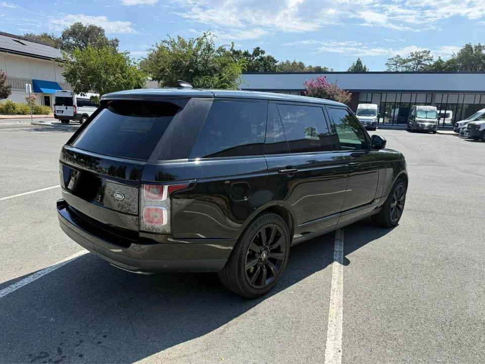 2018 Land Rover Range Rover L405 - Image 5 of 11