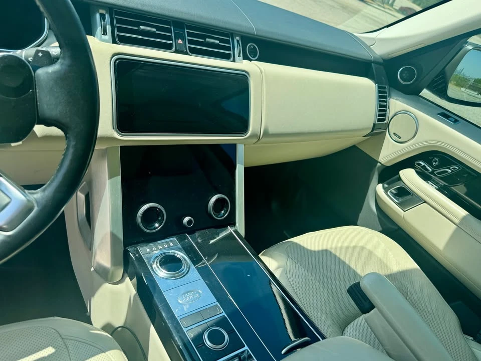 2018 Land Rover Range Rover L405 - Image 12 of 20