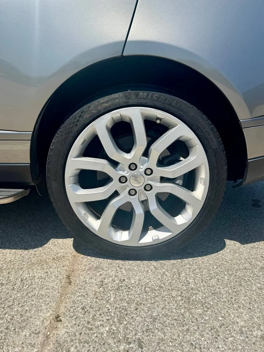 2018 Land Rover Range Rover L405 - Image 19 of 20