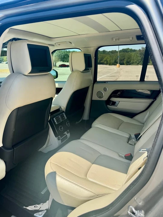 2018 Land Rover Range Rover L405 - Image 13 of 20