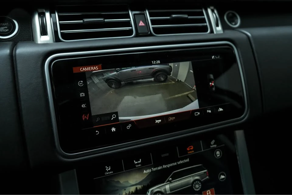 2018 Land Rover Range Rover L405 - Image 5 of 14