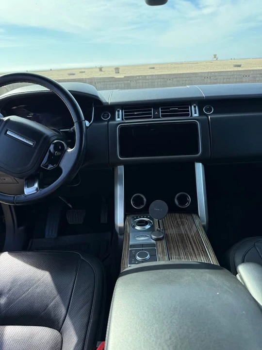 2018 Land Rover Range Rover L405 - Image 9 of 10