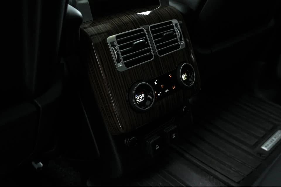 2018 Land Rover Range Rover L405 - Image 14 of 14