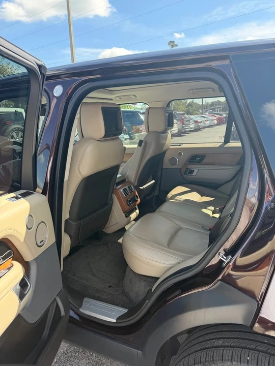 2018 Land Rover Range Rover L405 - Image 7 of 11
