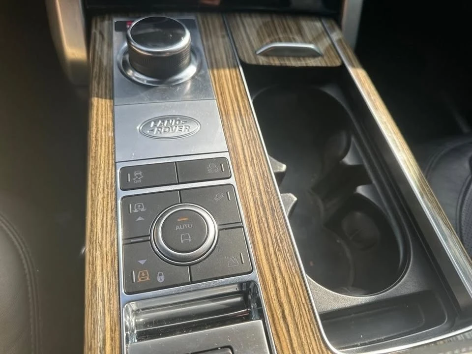 2018 Land Rover Range Rover L405 - Image 13 of 20
