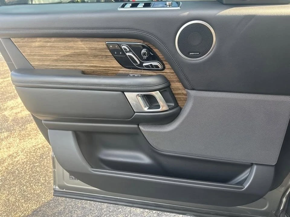 2018 Land Rover Range Rover L405 - Image 16 of 20