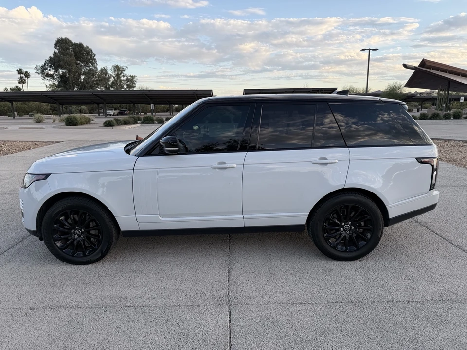 2018 Land Rover Range Rover L405 - Image 4 of 31