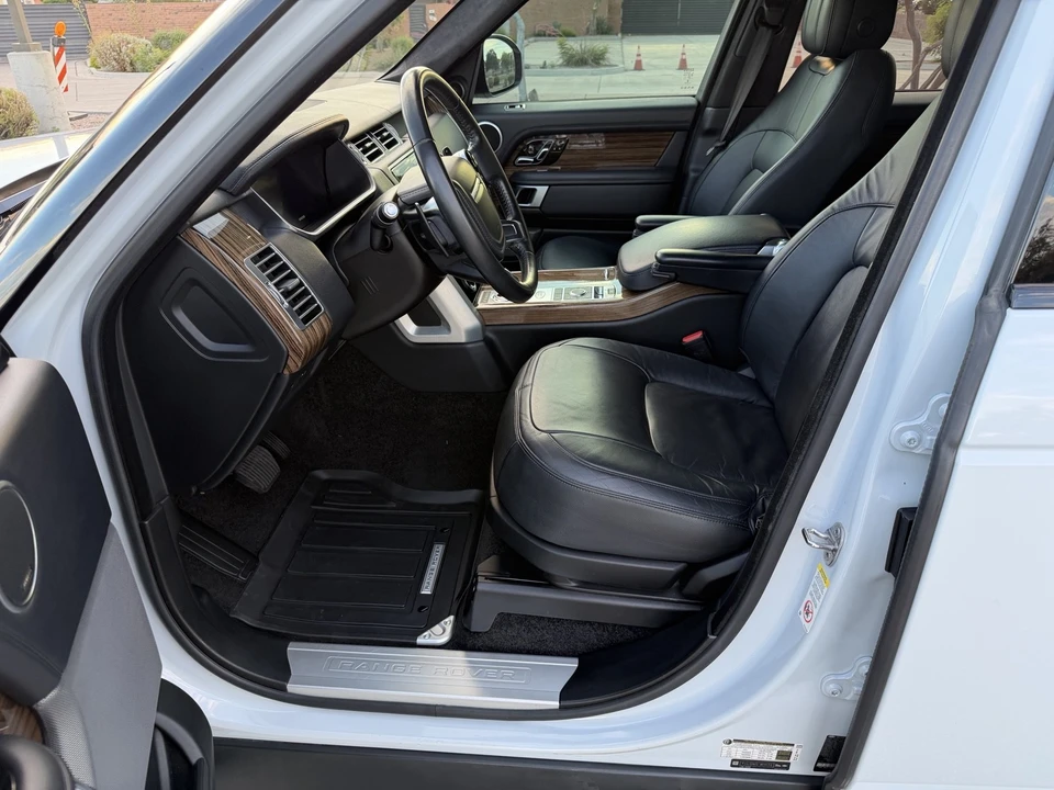 2018 Land Rover Range Rover L405 - Image 24 of 31
