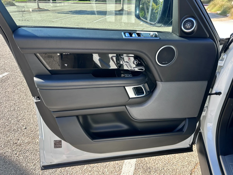 2018 Land Rover Range Rover L405 - Image 10 of 20