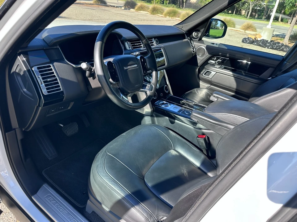 2018 Land Rover Range Rover L405 - Image 9 of 20