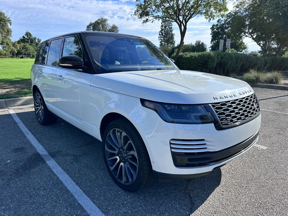 2018 Land Rover Range Rover L405 - Image 8 of 20
