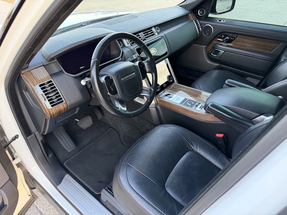 2018 Land Rover Range Rover L405 - Image 24 of 31