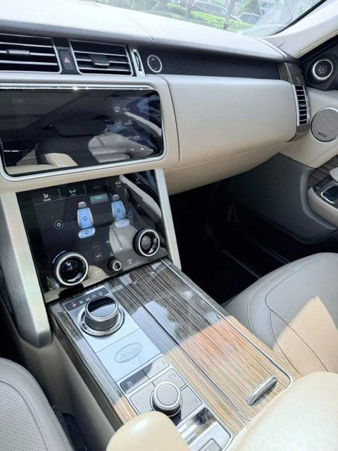 2018 Land Rover Range Rover L405 - Image 4 of 7