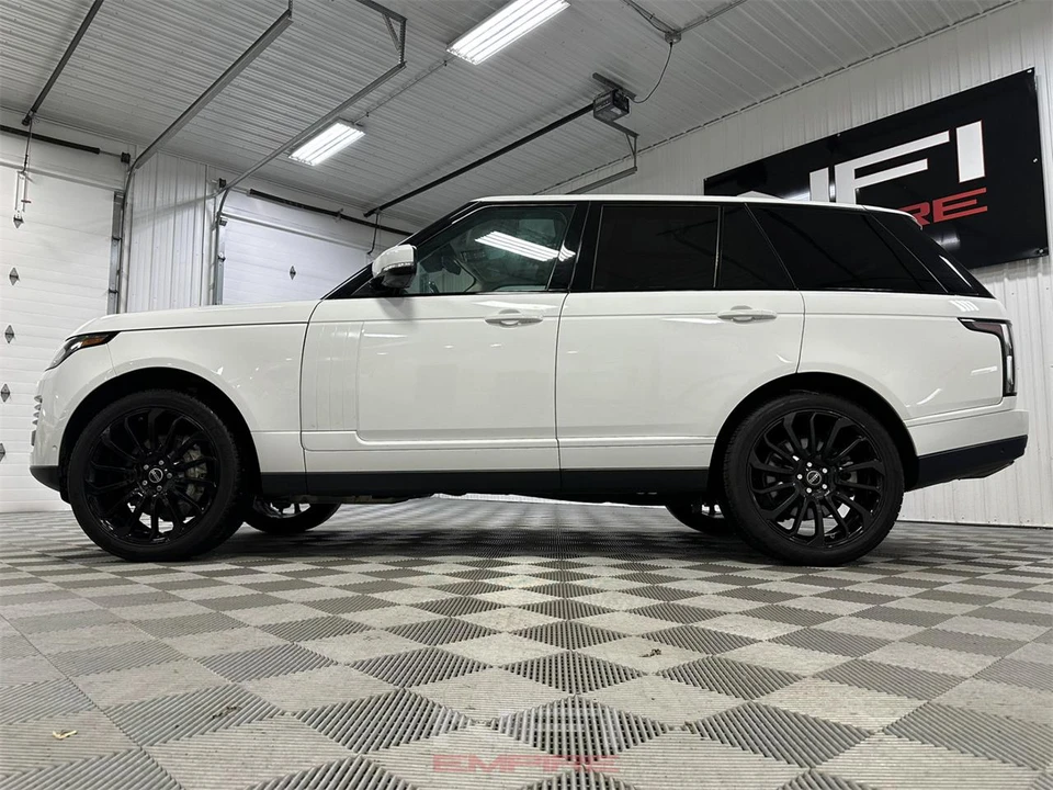 2018 Land Rover Range Rover L405 - Image 11 of 31