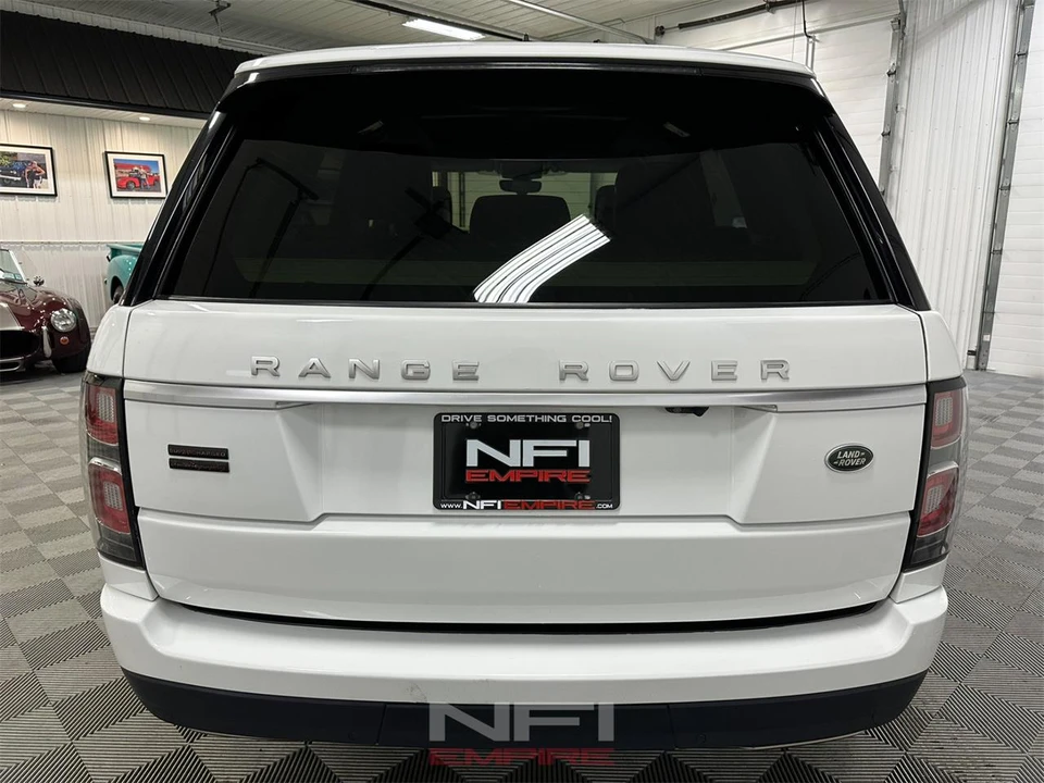 2018 Land Rover Range Rover L405 - Image 9 of 31