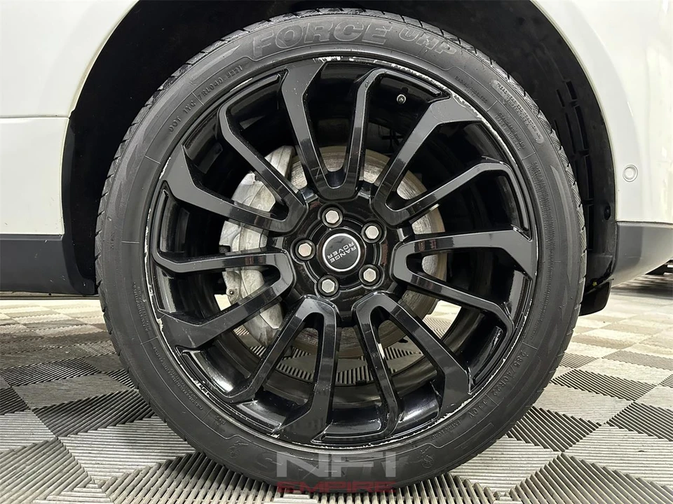 2018 Land Rover Range Rover L405 - Image 16 of 31