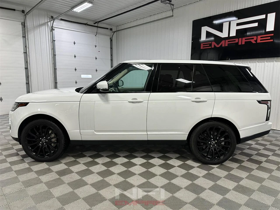 2018 Land Rover Range Rover L405 - Image 2 of 31