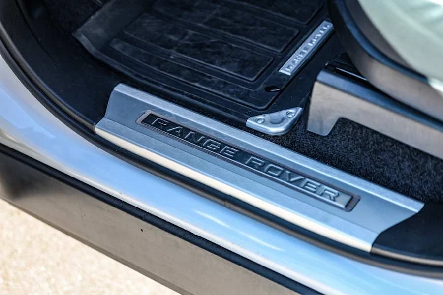 2018 Land Rover Range Rover L405 - Image 24 of 31