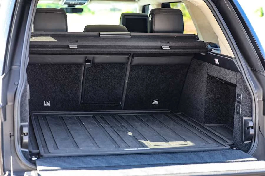 2018 Land Rover Range Rover L405 - Image 27 of 31