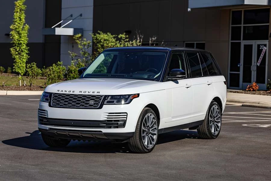 2018 Land Rover Range Rover L405 - Image 4 of 31