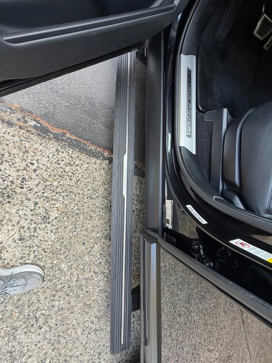 2018 Land Rover Range Rover L405 - Image 5 of 11