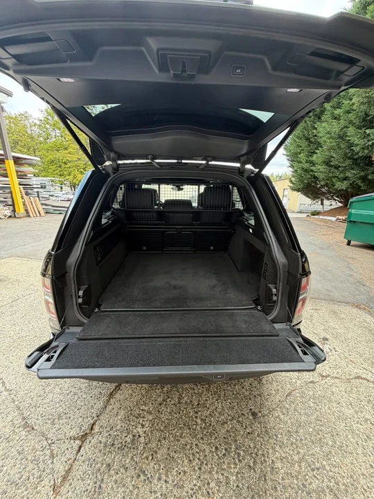 2018 Land Rover Range Rover L405 - Image 9 of 11