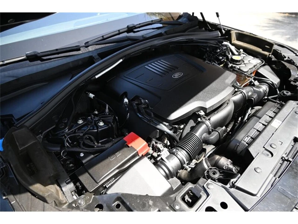 2018 Land Rover Range Rover L405 - Image 15 of 31