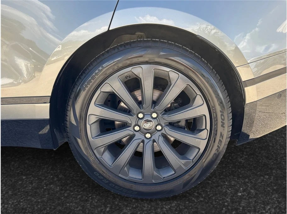 2018 Land Rover Range Rover L405 - Image 16 of 21