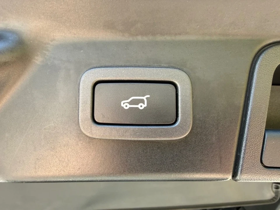 2018 Land Rover Range Rover L405 - Image 18 of 21