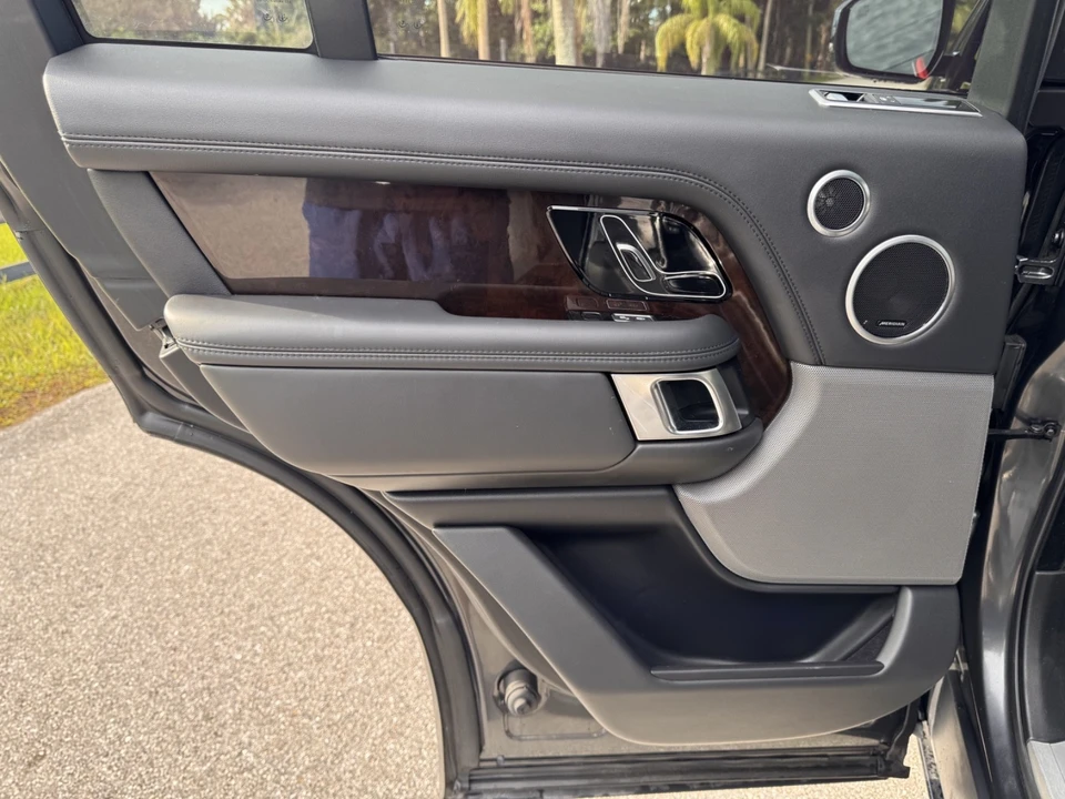 2018 Land Rover Range Rover L405 - Image 5 of 12