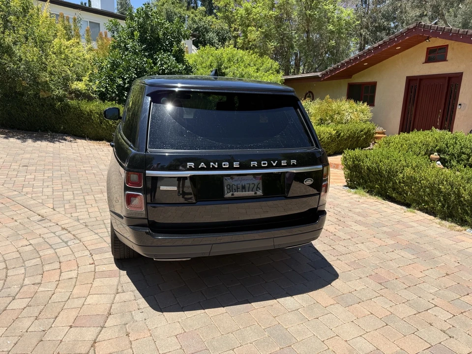 2018 Land Rover Range Rover L405 - Image 2 of 11