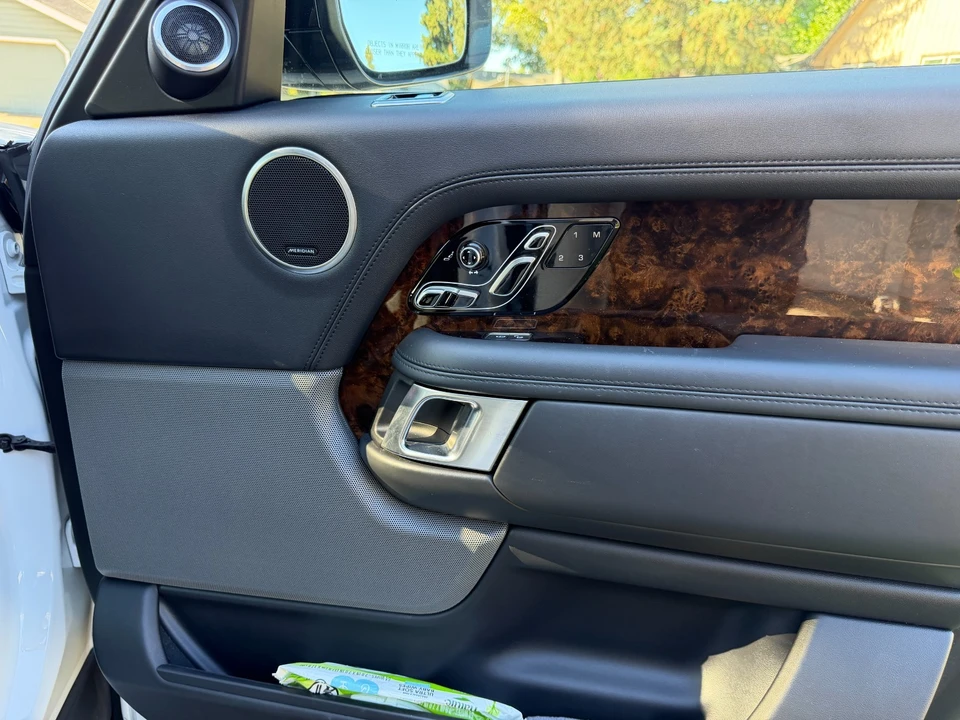 2018 Land Rover Range Rover L405 - Image 11 of 27