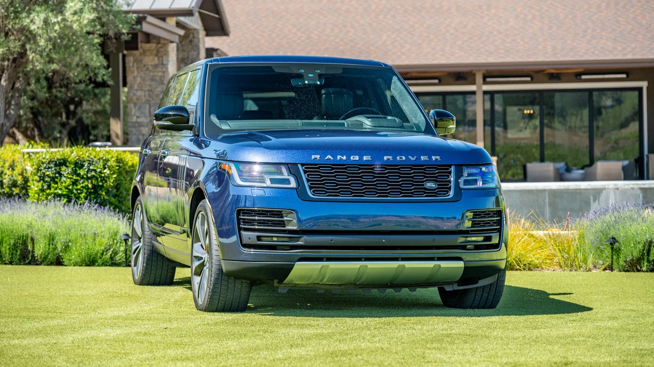 2018 Land Rover Range Rover L405 - Image 12 of 31