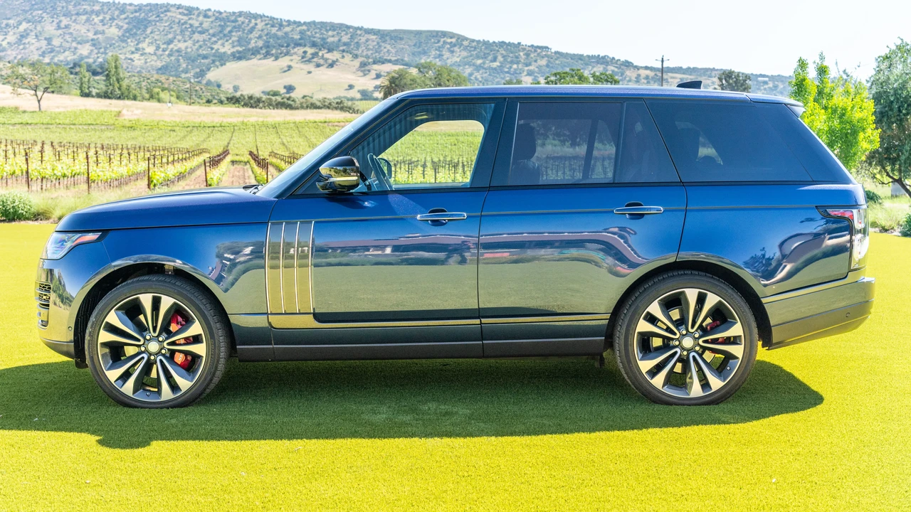 2018 Land Rover Range Rover L405 - Image 8 of 31