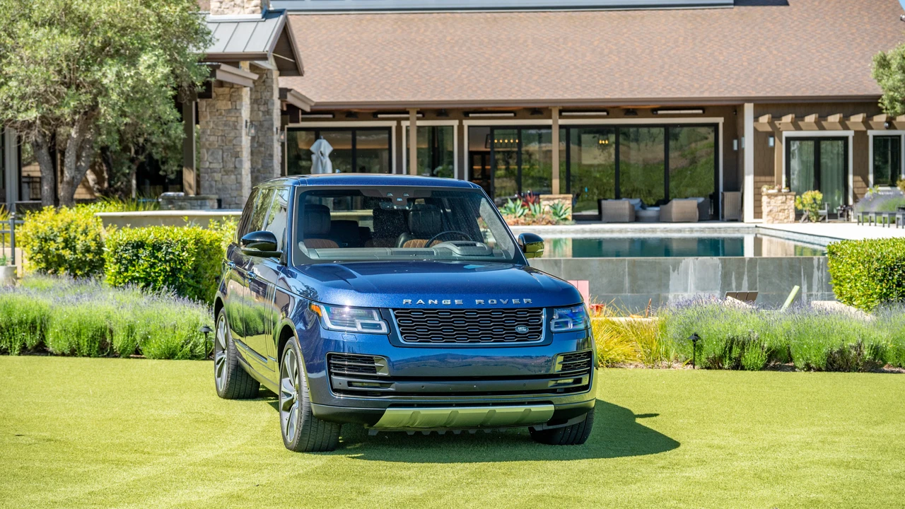 2018 Land Rover Range Rover L405 - Image 13 of 31