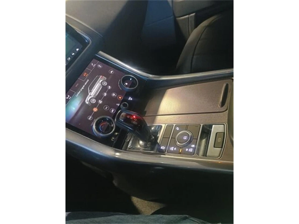 2018 Land Rover Range Rover Sport L494 - Image 24 of 31