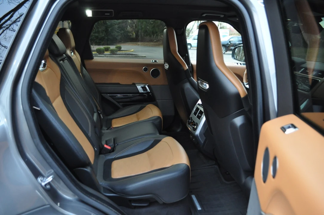 2018 Land Rover Range Rover Sport SVR L494 - Image 12 of 29