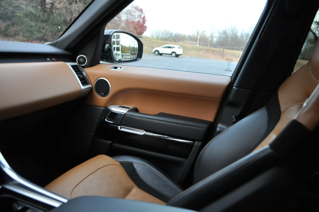 2018 Land Rover Range Rover Sport SVR L494 - Image 16 of 29