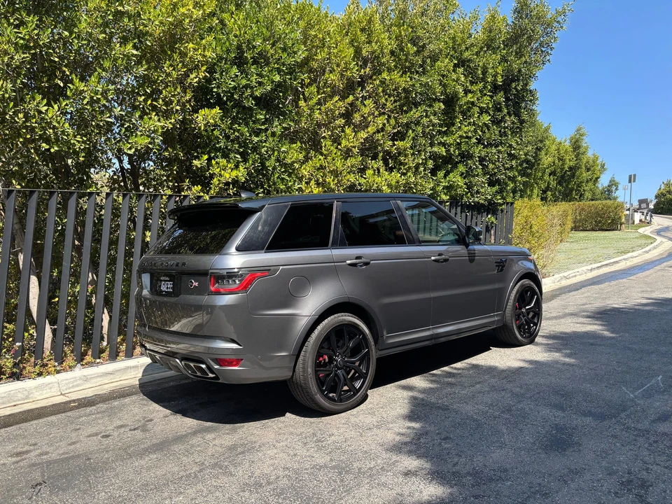 2018 Land Rover Range Rover Sport SVR L494 - Image 23 of 31