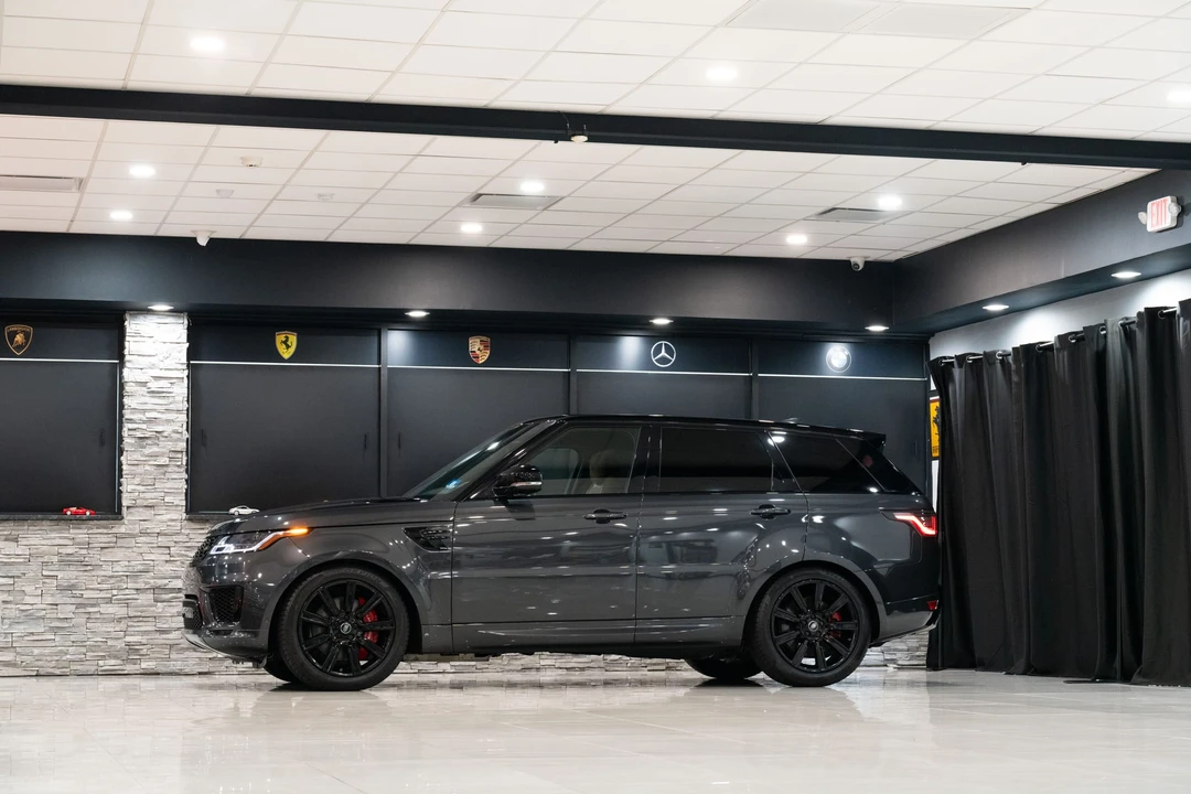 2018 Land Rover Range Rover Sport L494 - Image 19 of 31