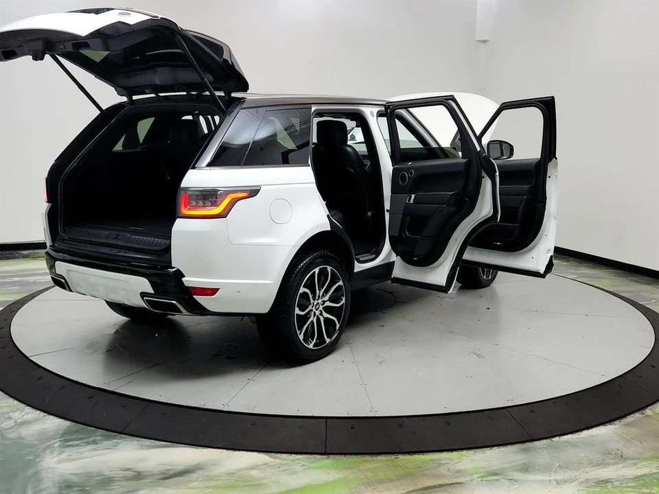 2018 Land Rover Range Rover Sport L494 - Image 11 of 31